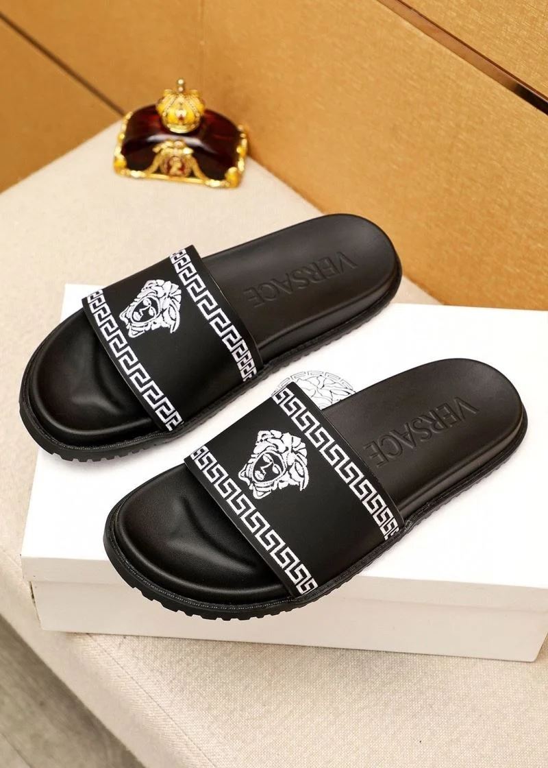 Versace Slippers FreshLook 37460
