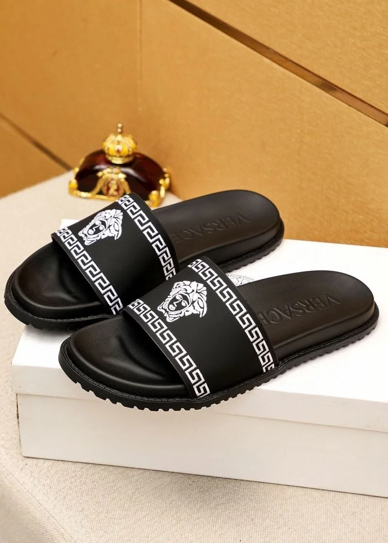 Versace Slippers FreshLook 37460