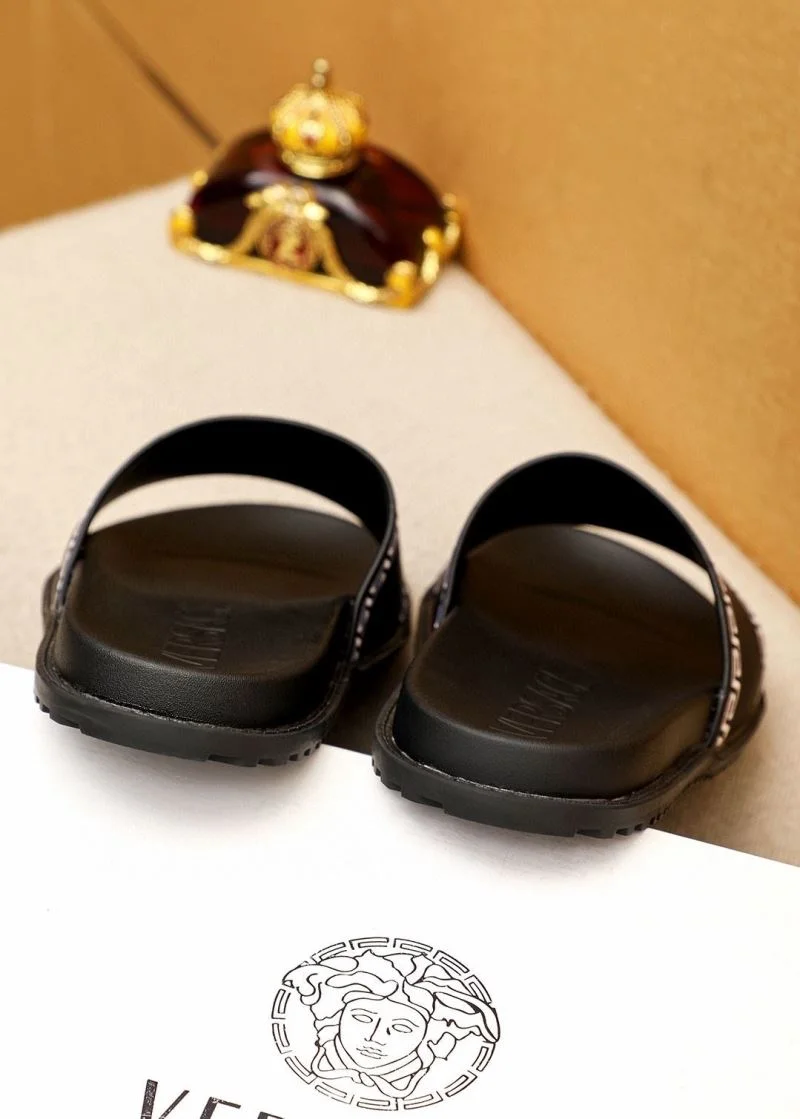 Versace Slippers FreshLook 37460