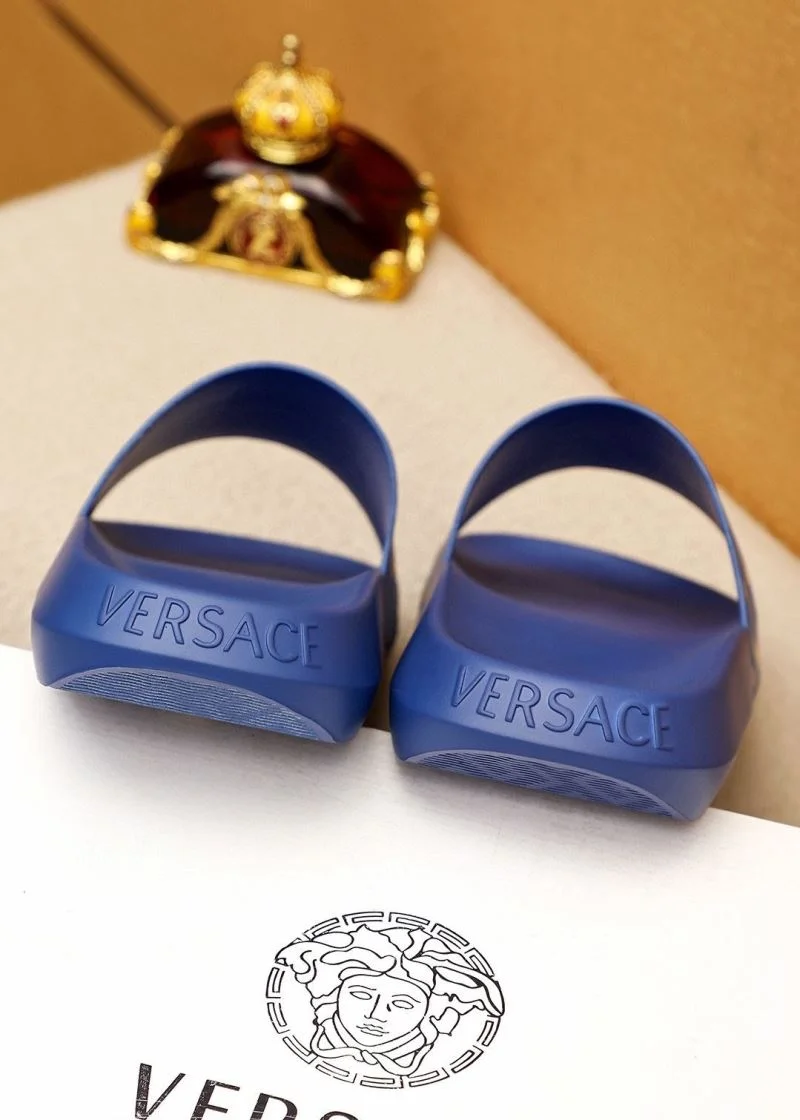 Versace Slippers Refined 37457
