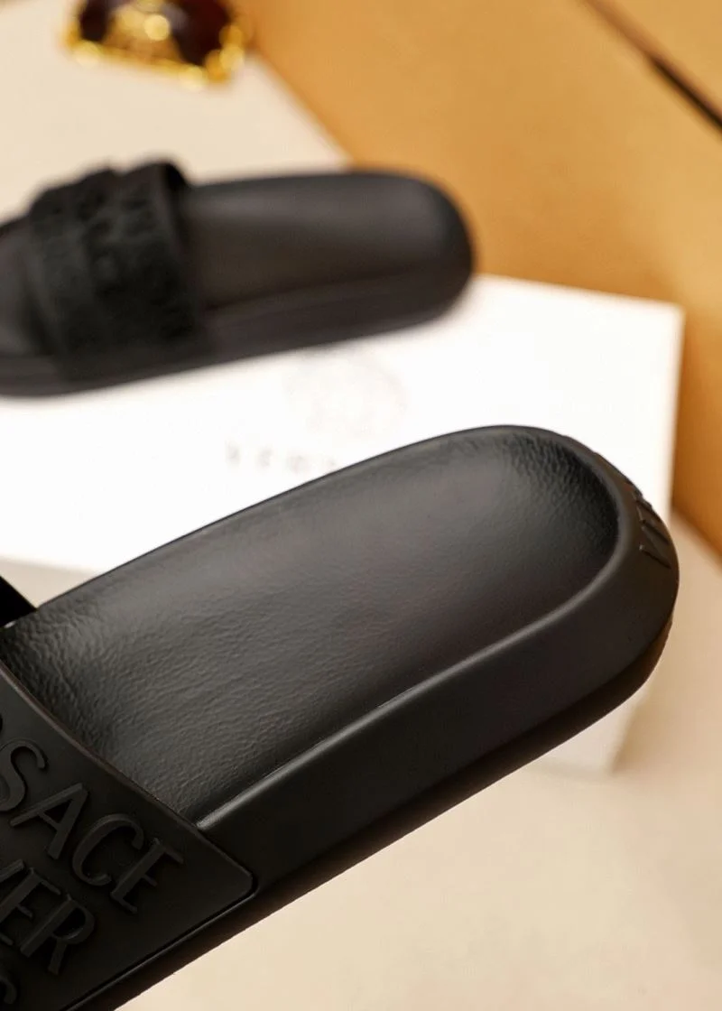 Breathable Versace Slippers 37456