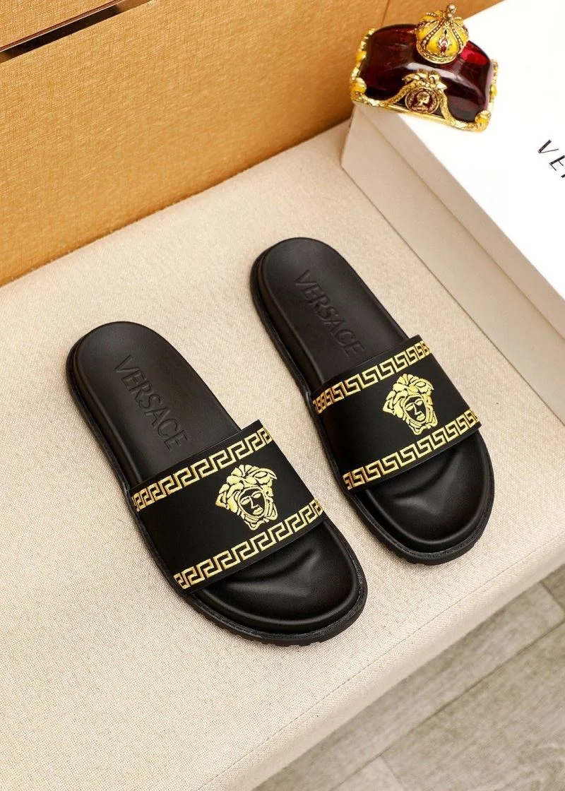 Durable Versace Slippers 37445