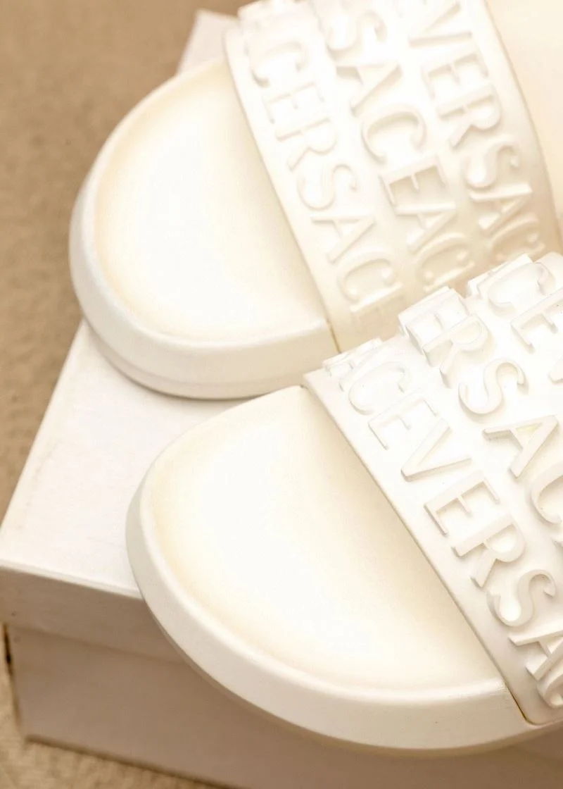 OnTrend Versace Slippers 37465