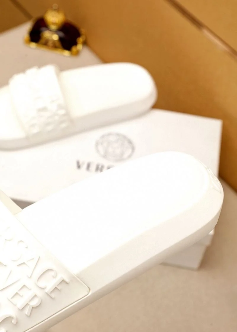 OnTrend Versace Slippers 37465