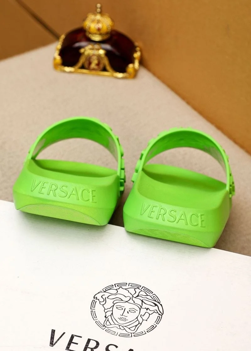 Effortless Versace Slippers 37466