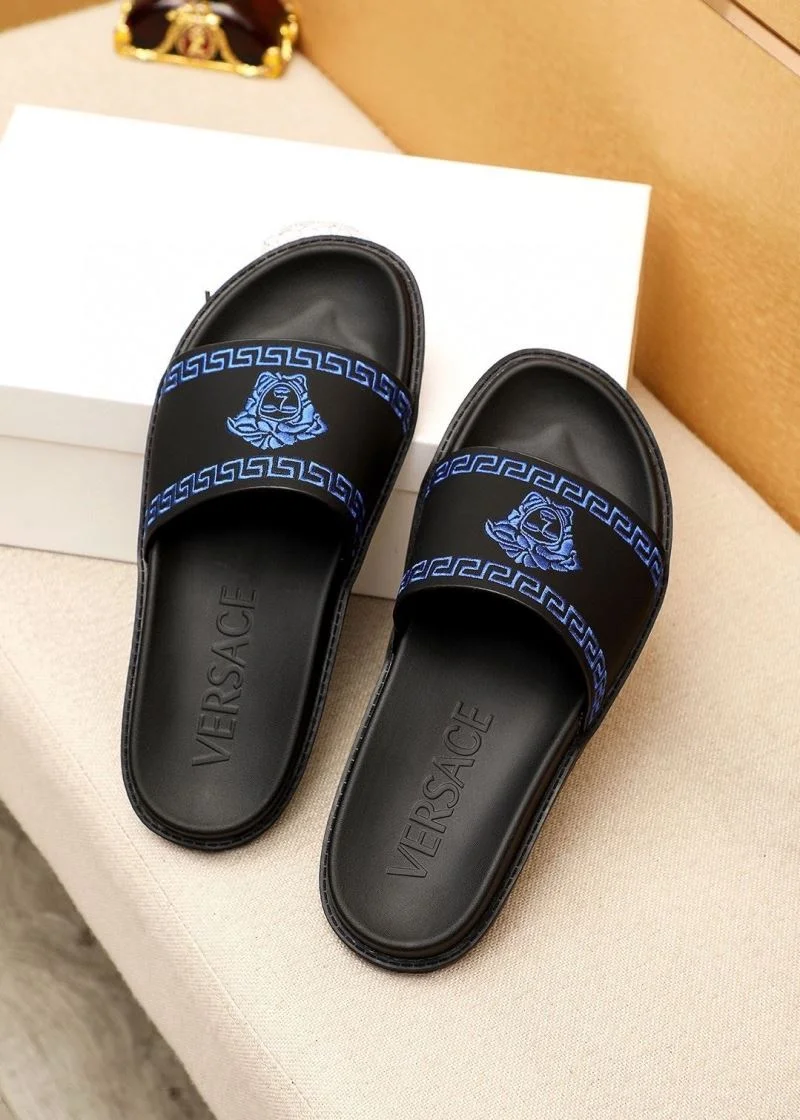 Versace Slippers ZeroBulk 37461