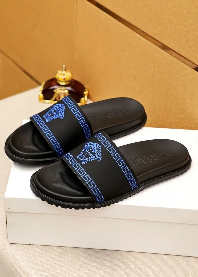 Versace Slippers ZeroBulk 37461