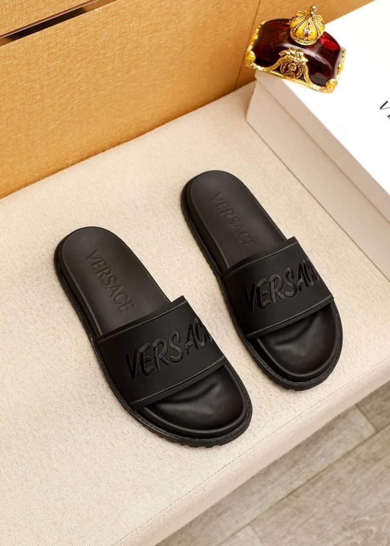 Versatile Versace Slippers 37441