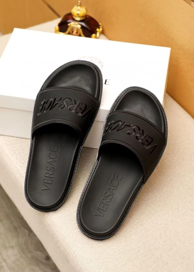 Versatile Versace Slippers 37441