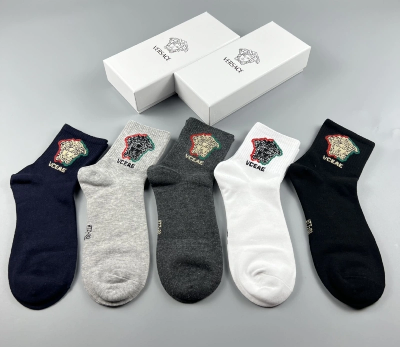 Affordable Versace Socks 274088