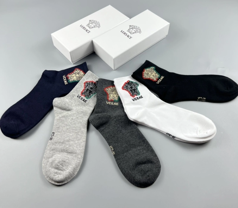 Affordable Versace Socks 274088