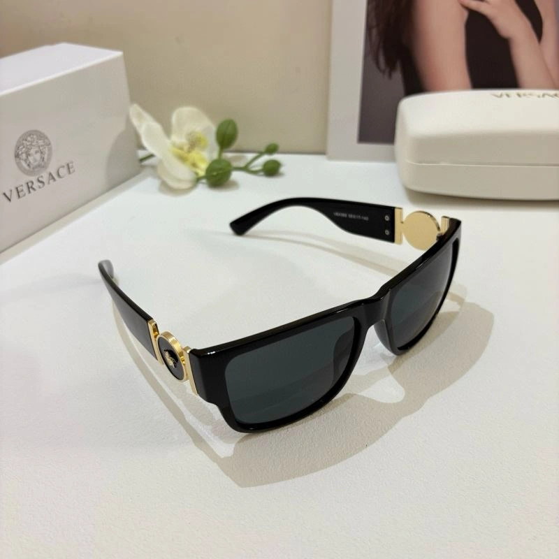 Seasonal Versace Sunglasses 282525