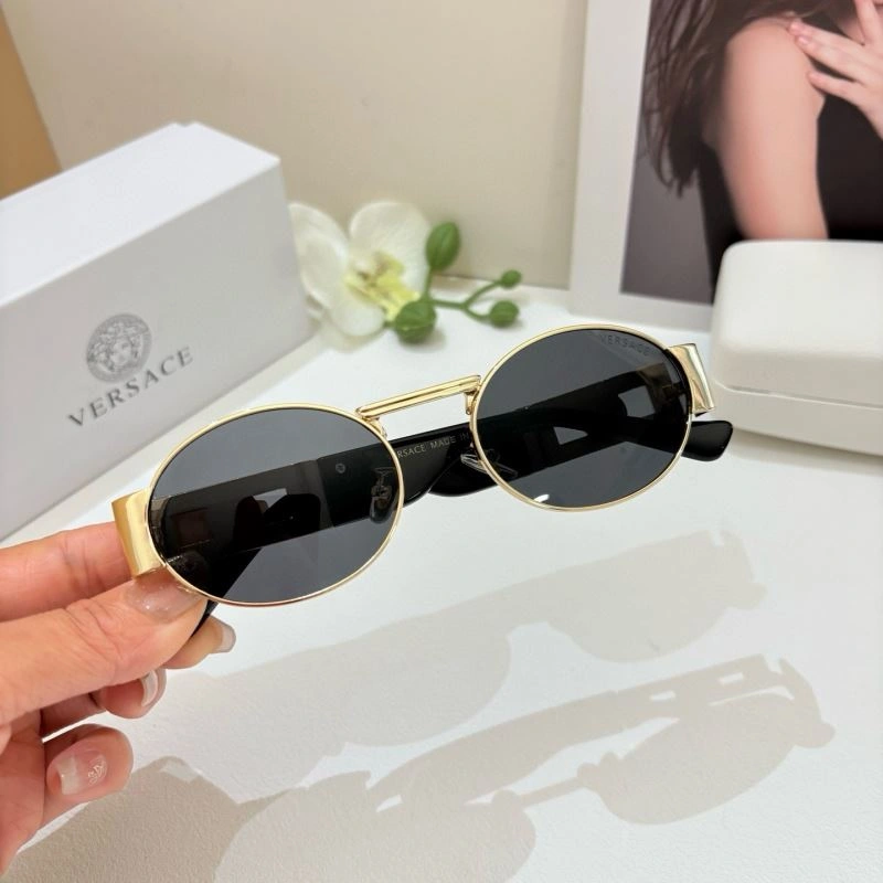 Versace Sunglasses Effortless 282538