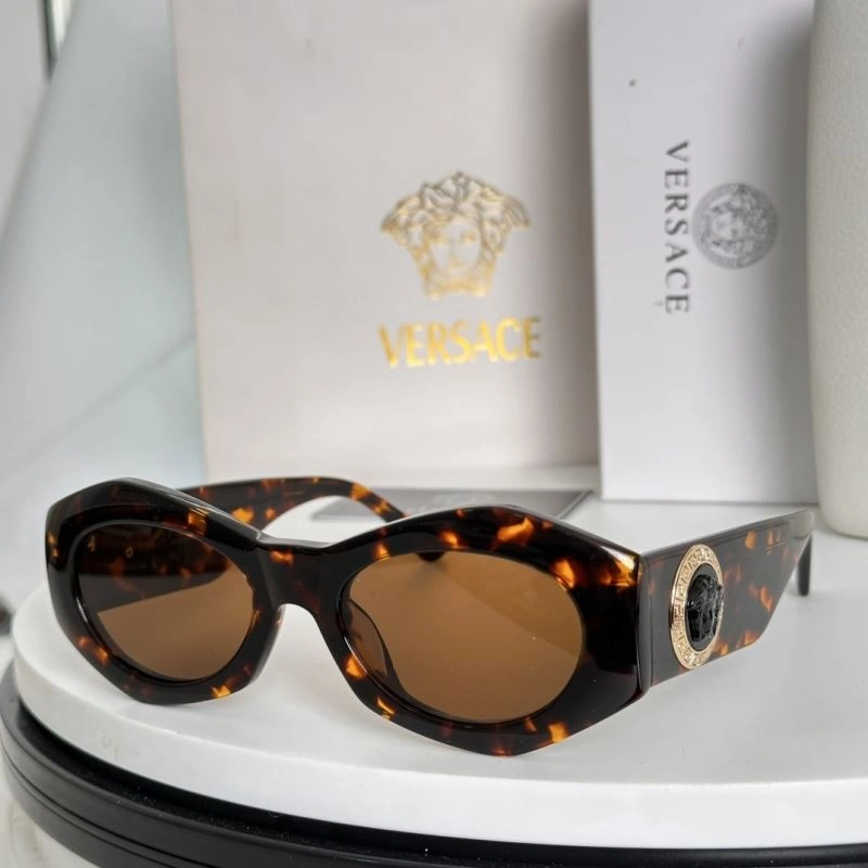 WellDesigned Versace Sunglasses 282541