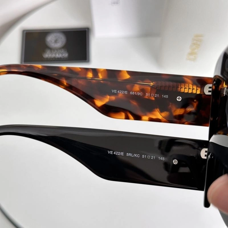 WellDesigned Versace Sunglasses 282541