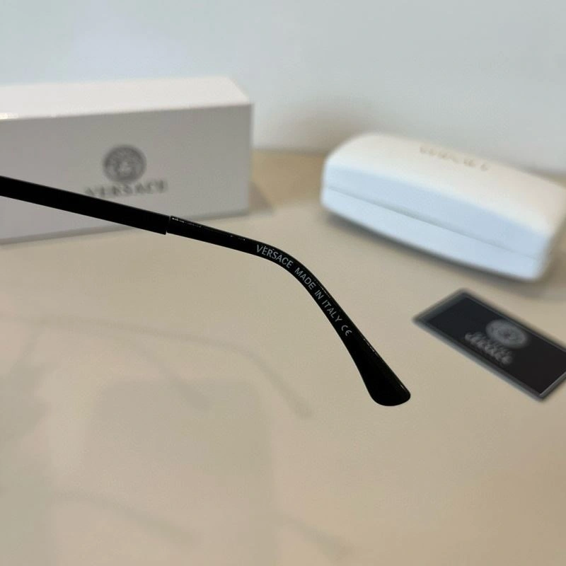 Versace Sunglasses ModernLook 282524