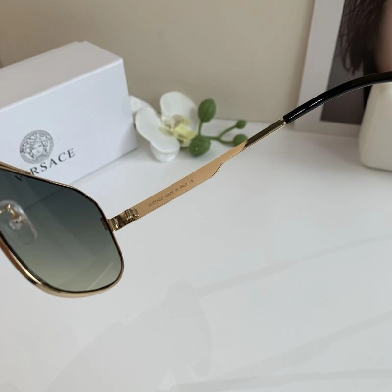 Versace Sunglasses Elegant 282544