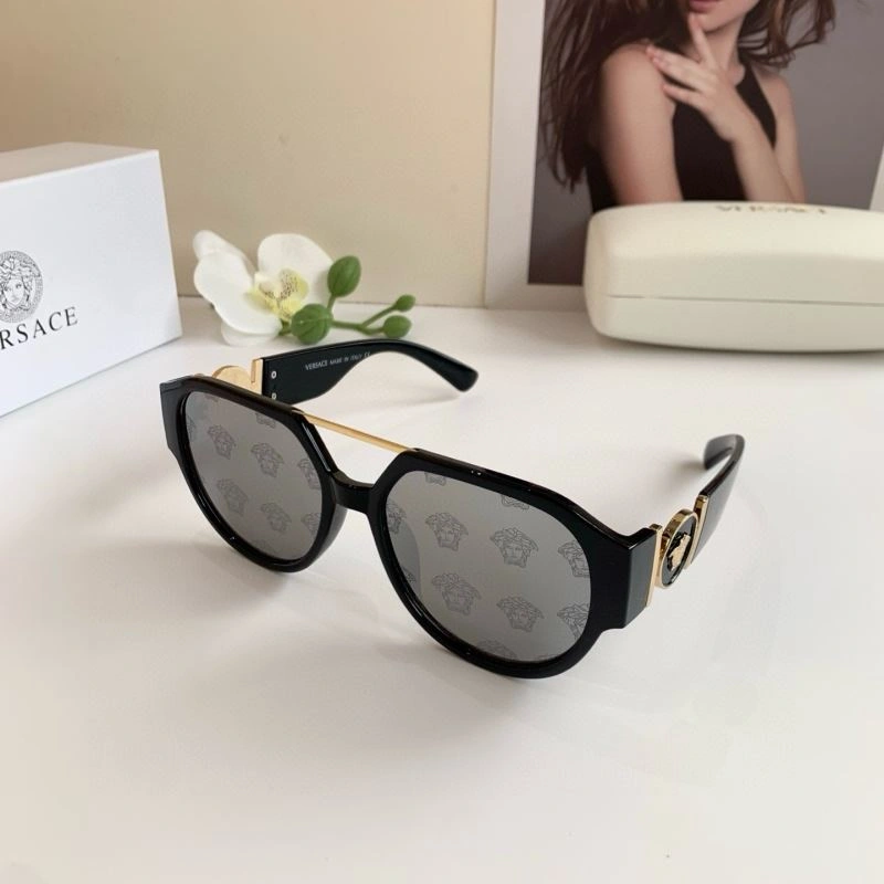Minimalist Versace Sunglasses 282520