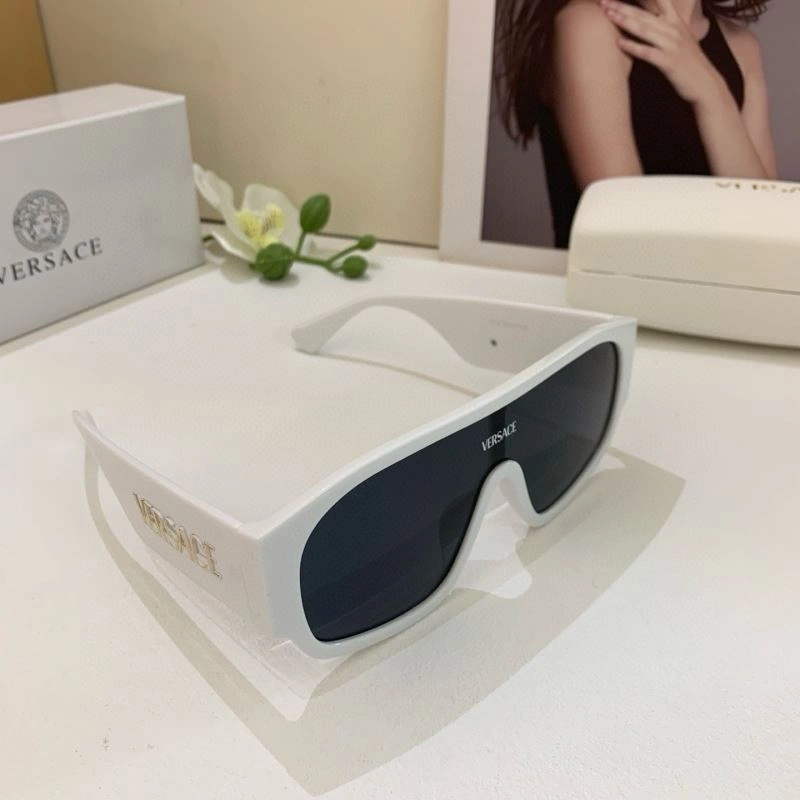 Durable Versace Sunglasses 282518