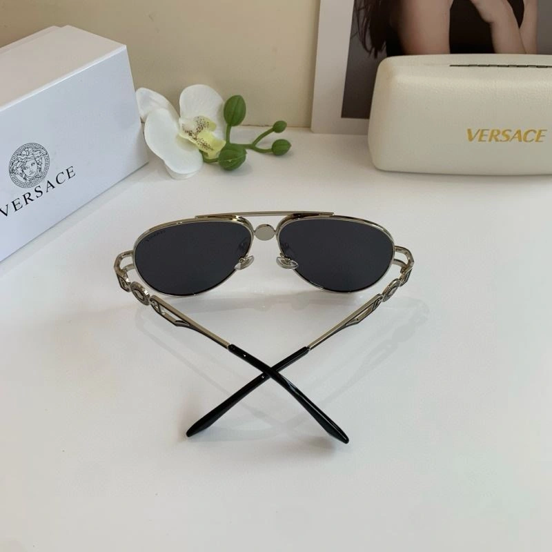 Supportive Versace Sunglasses 282515