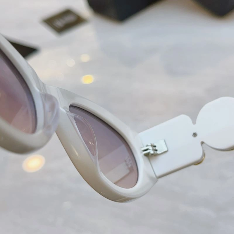 EyeCatching Versace Sunglasses 282509
