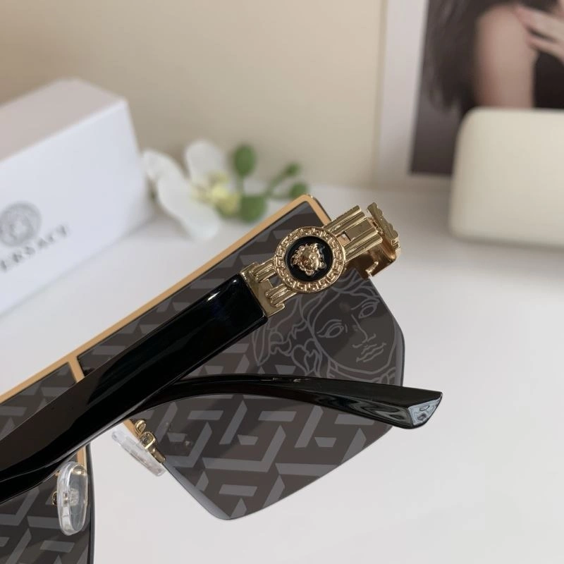 Contemporary Versace Sunglasses 282499