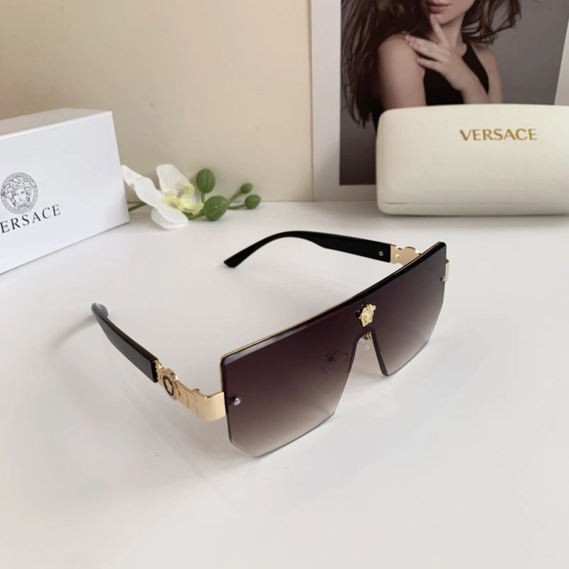 Supportive Versace Sunglasses 282496