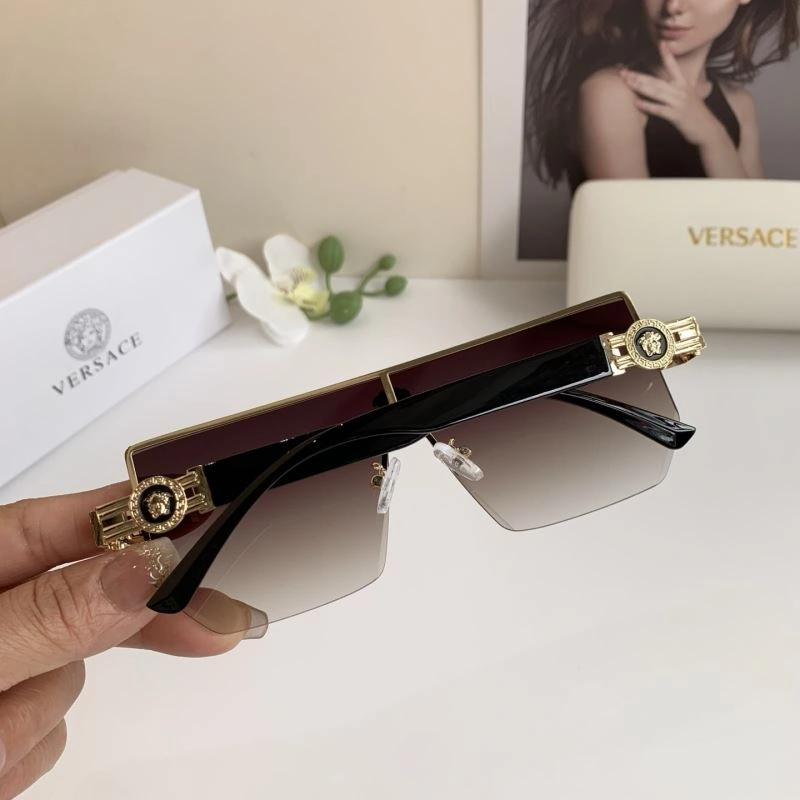 Supportive Versace Sunglasses 282496