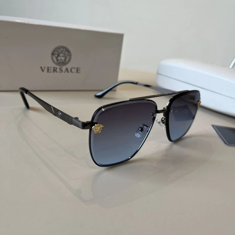 Versatile Versace Sunglasses 282486