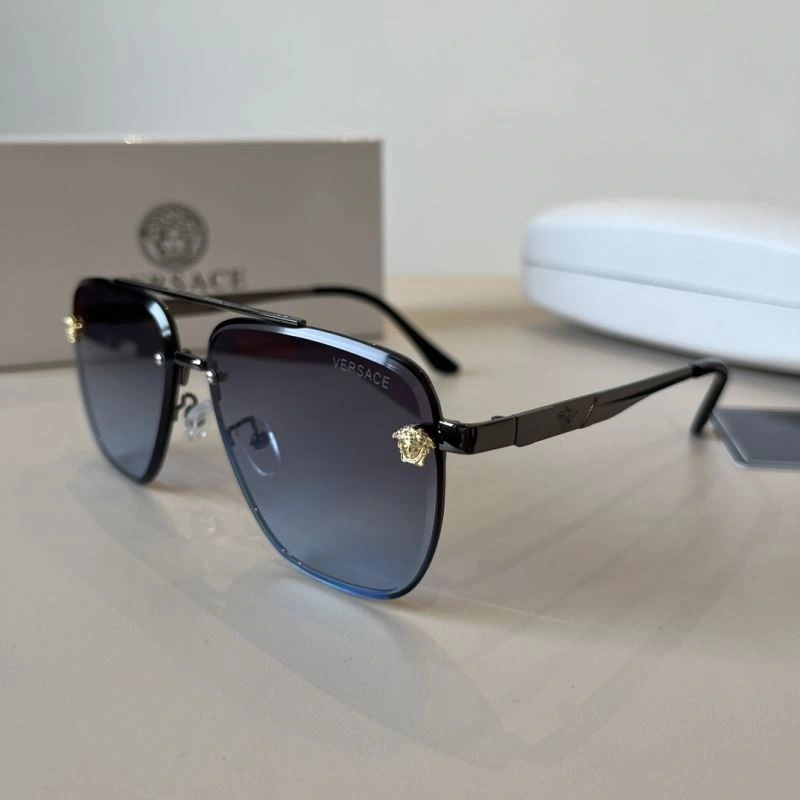 Versatile Versace Sunglasses 282486