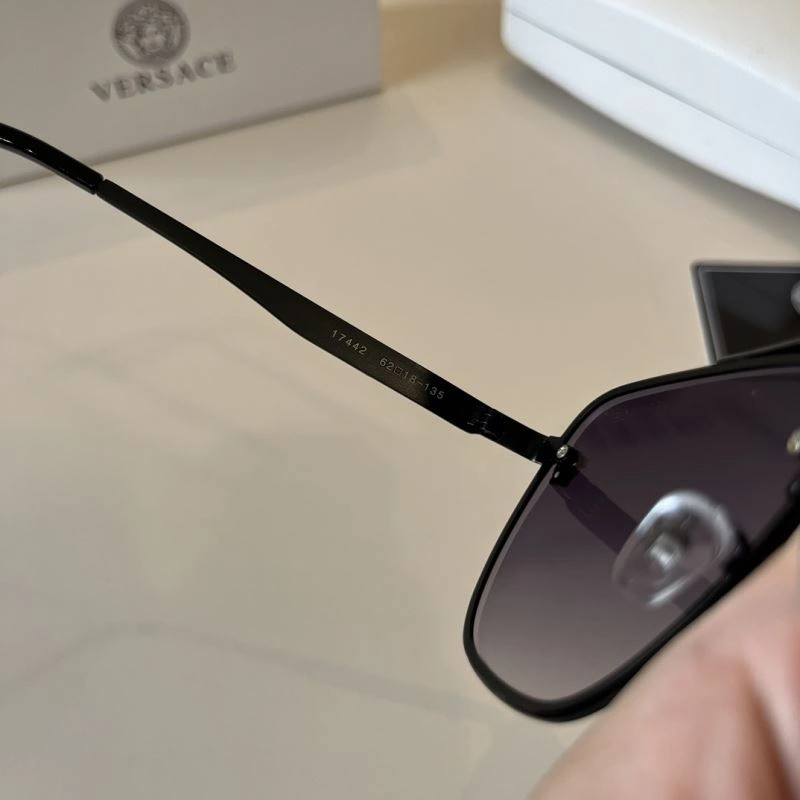 Practical Versace Sunglasses 282483