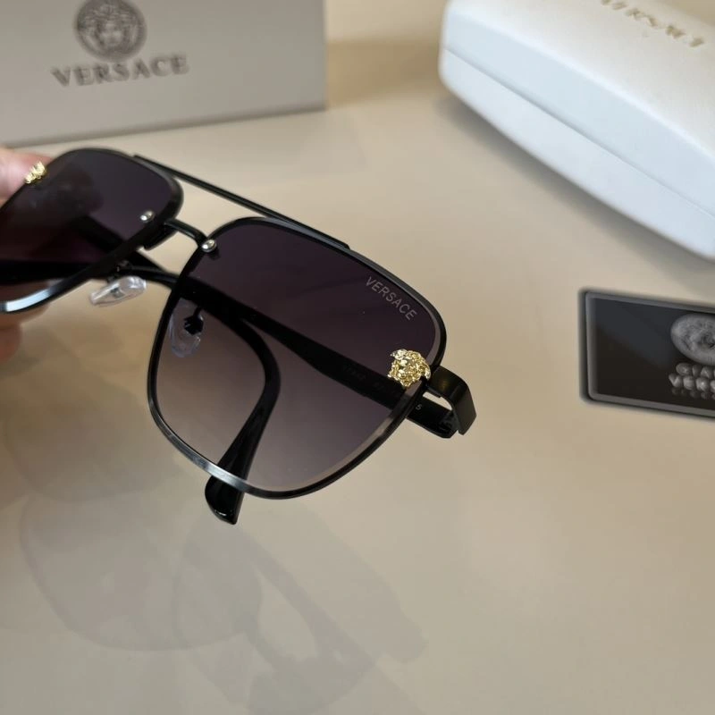 Practical Versace Sunglasses 282483