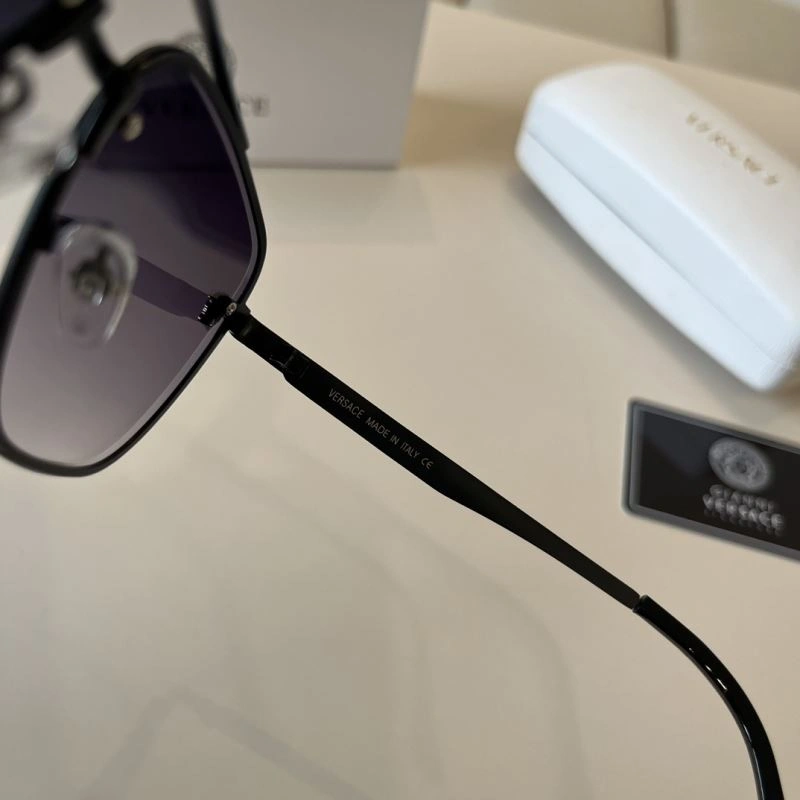 Practical Versace Sunglasses 282483