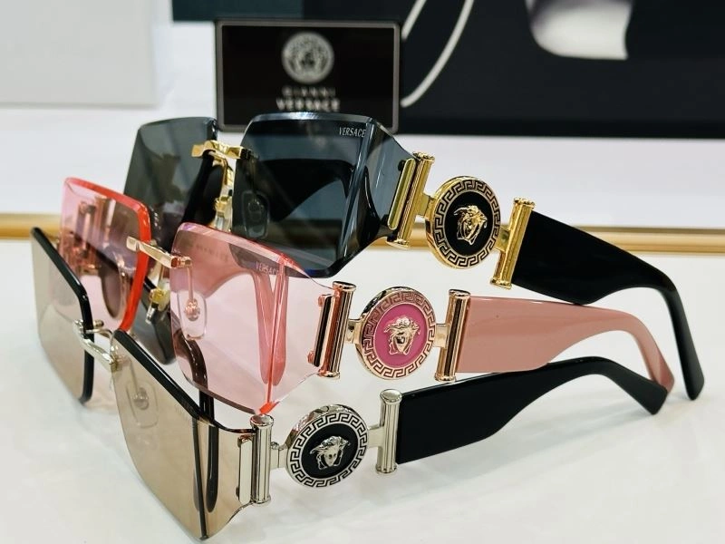 Versace Sunglasses Sporty 282487