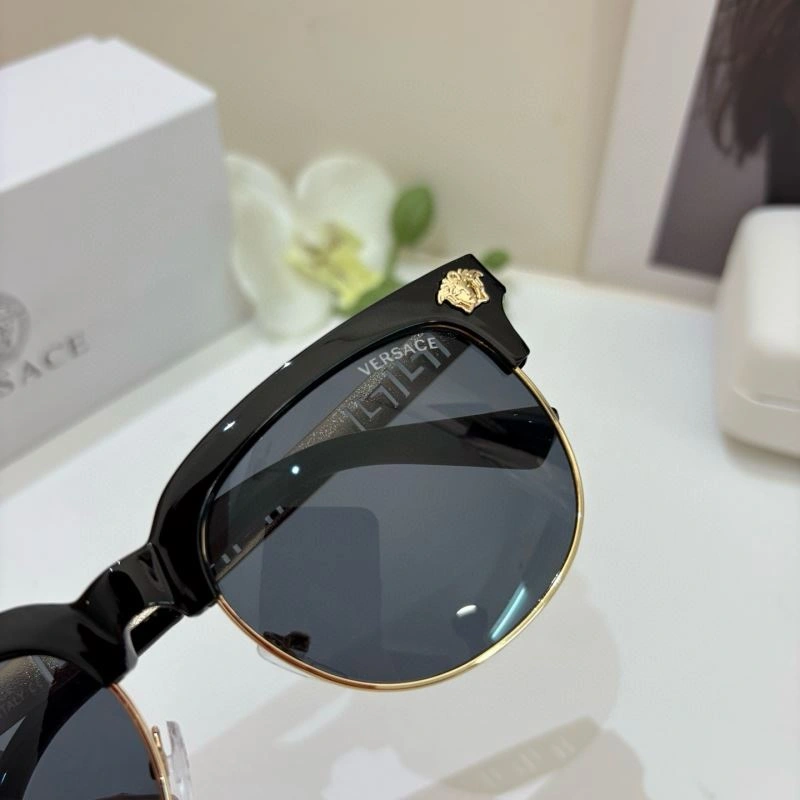Versace Sunglasses Stylish 282469