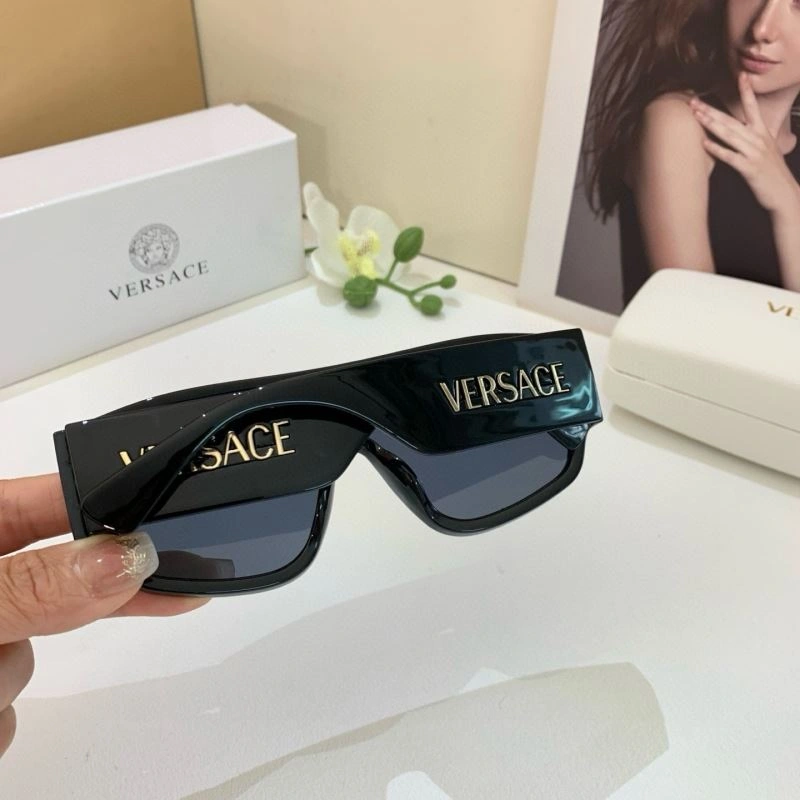 Versace Sunglasses Sophisticated 282436