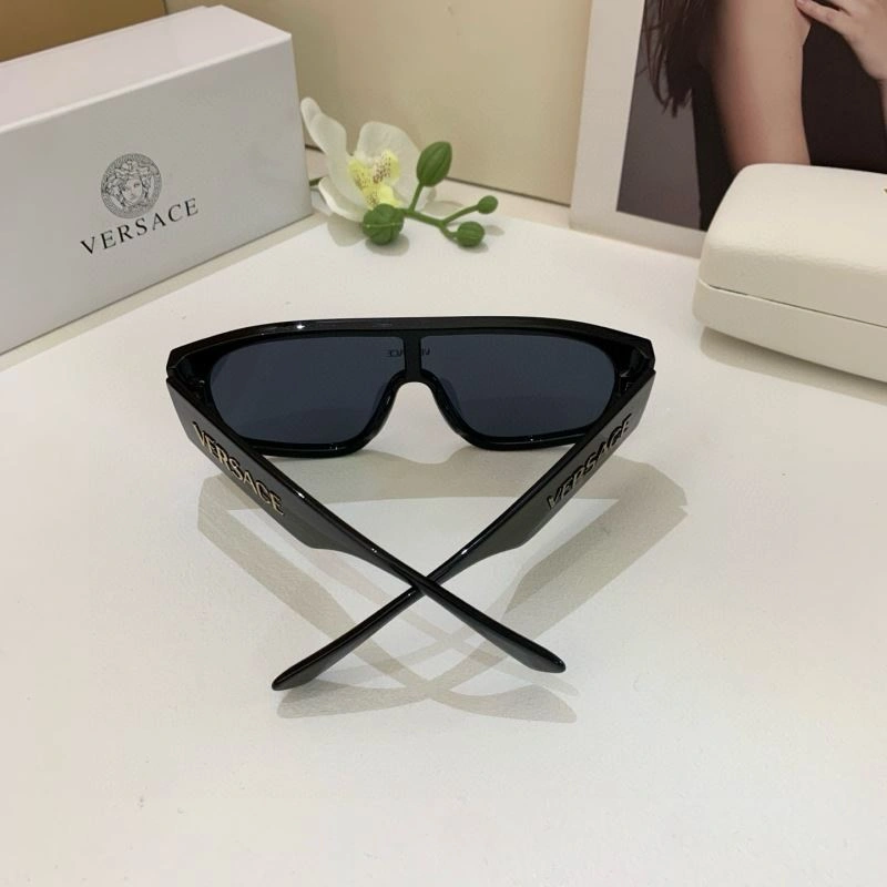 Versace Sunglasses Sophisticated 282436