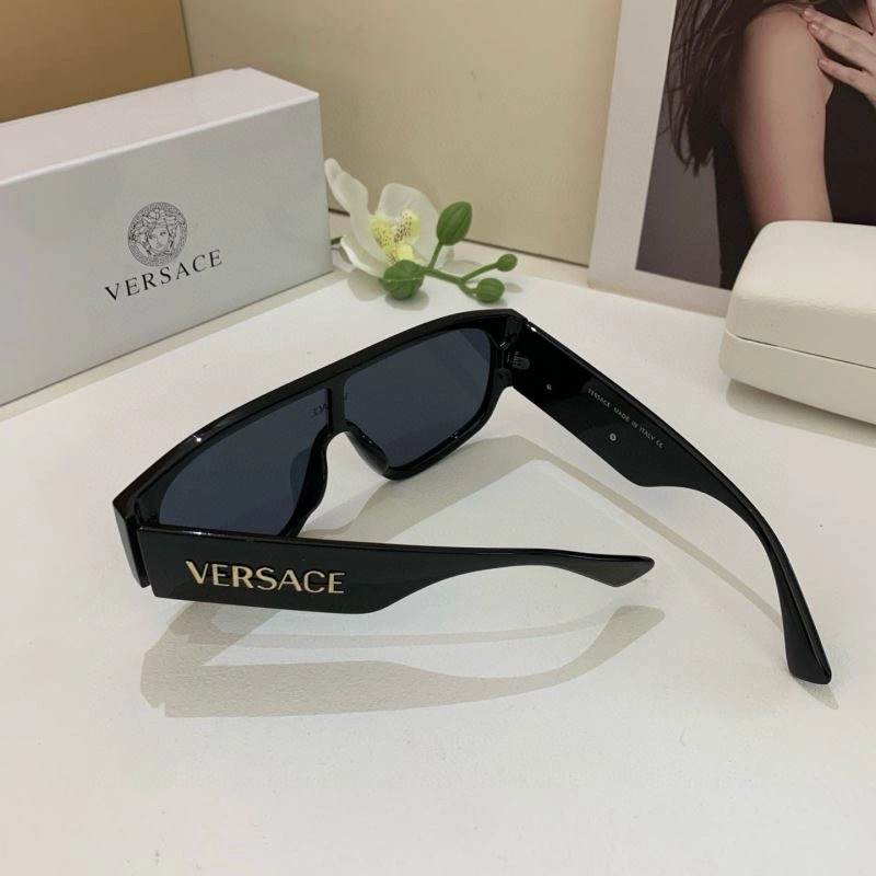 Versace Sunglasses Sophisticated 282436