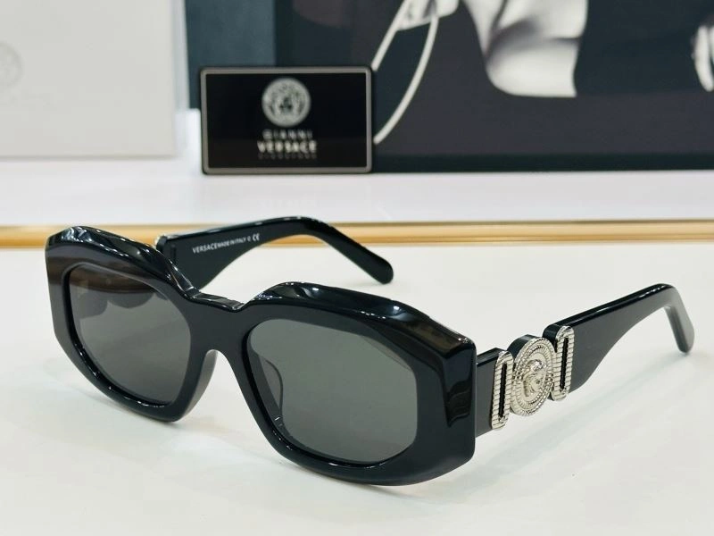 Chic Versace Sunglasses 282604