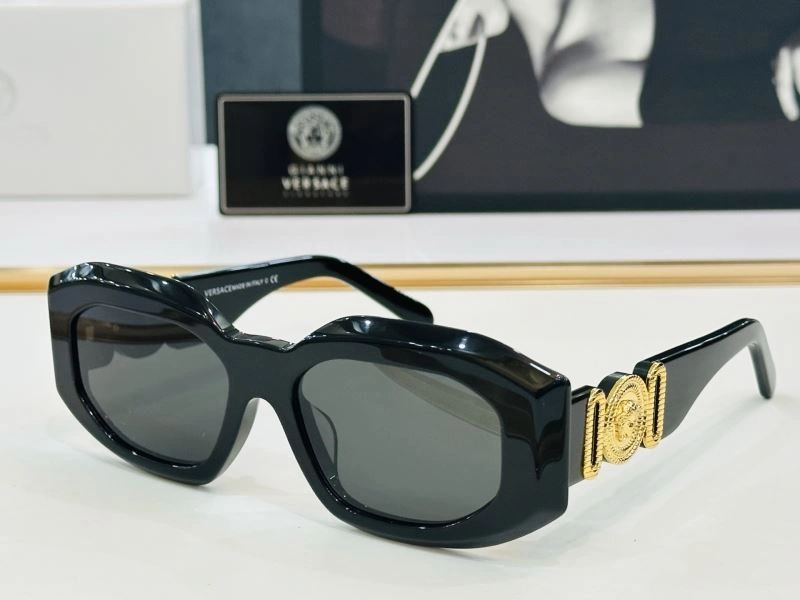 Chic Versace Sunglasses 282604