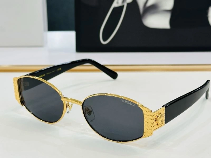 MoistureWicking Versace Sunglasses 282622