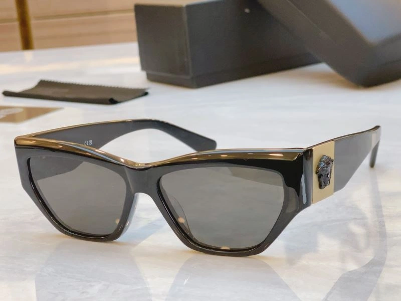 Modern Versace Sunglasses 282600