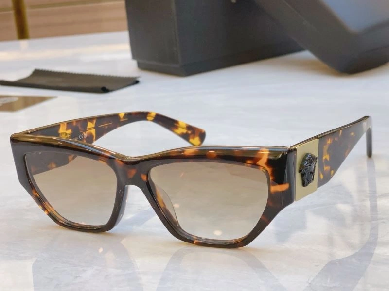 Modern Versace Sunglasses 282600