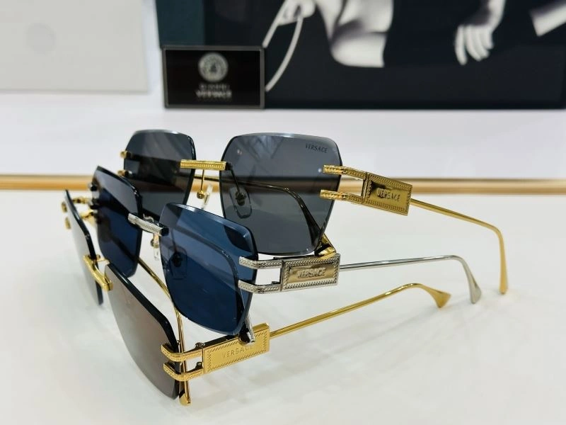 Versace Sunglasses Stylish 282599