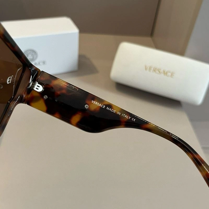 Chic Versace Sunglasses 282584