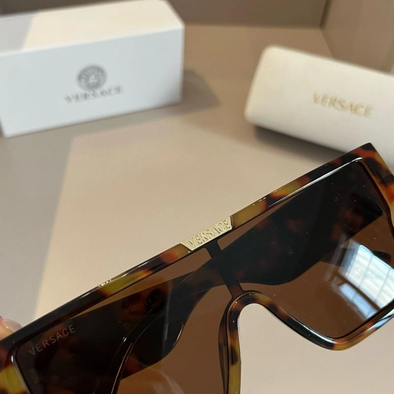 Chic Versace Sunglasses 282584
