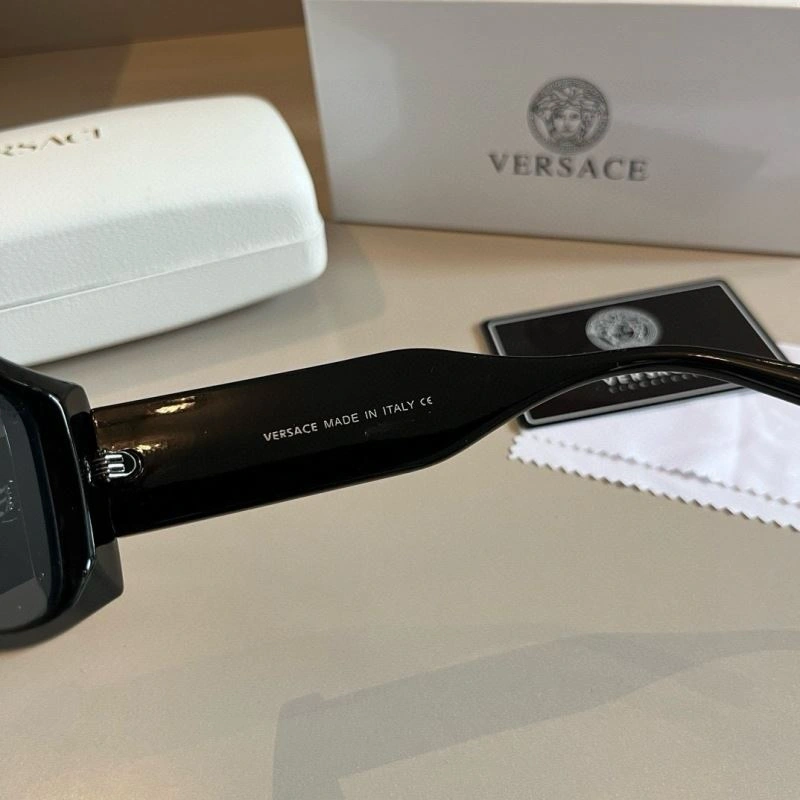Efficient Versace Sunglasses 282567