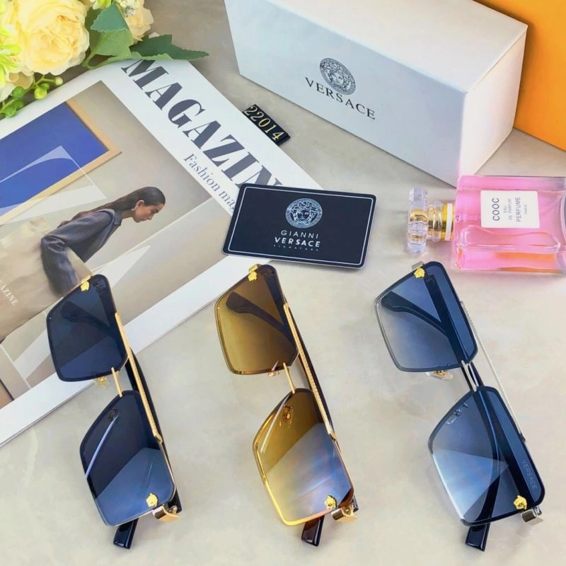 Packable Versace Sunglasses 282571