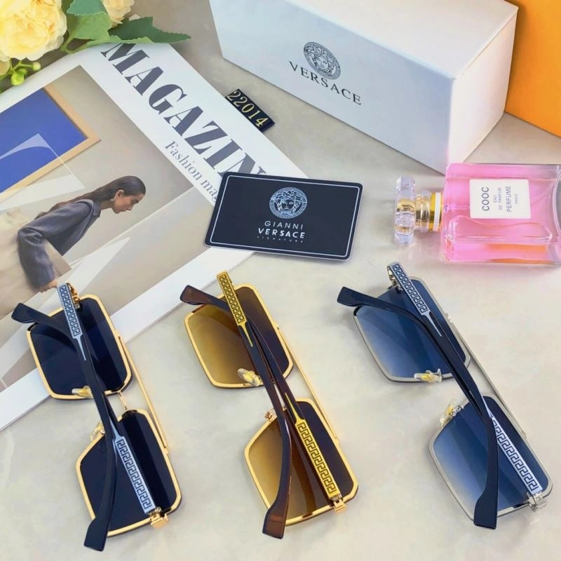 Packable Versace Sunglasses 282571