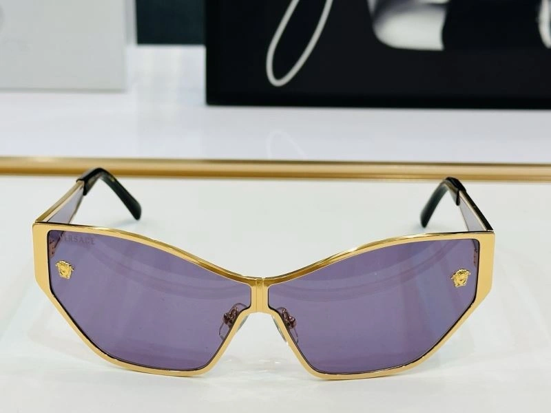 Versace Sunglasses Elegant 282595